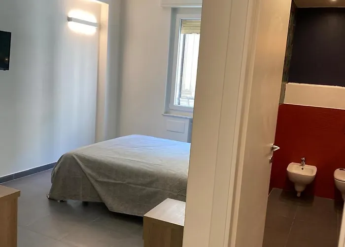 Via Sapri Rooms And Apartments Penzion